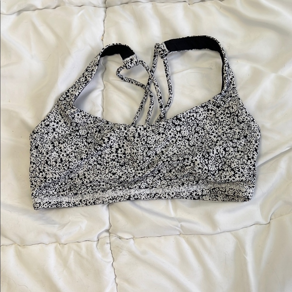 Women's Black and White Floral lululemon bra size 4